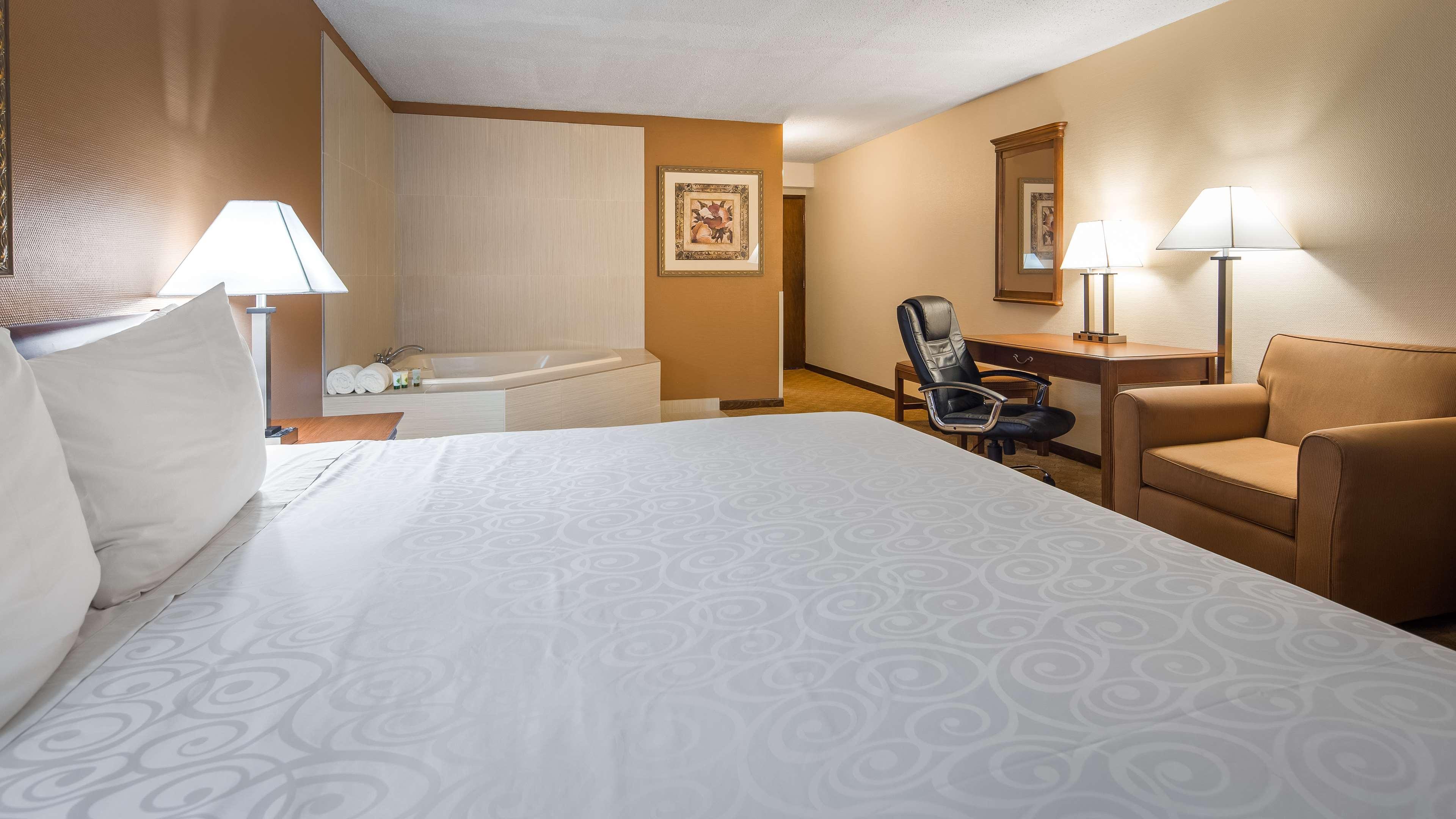 Best Western Inn Of St. Charles Сент-Чарльз Экстерьер фото