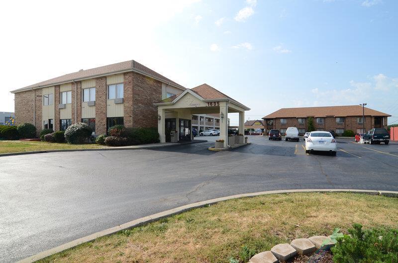 Best Western Inn Of St. Charles Сент-Чарльз Экстерьер фото