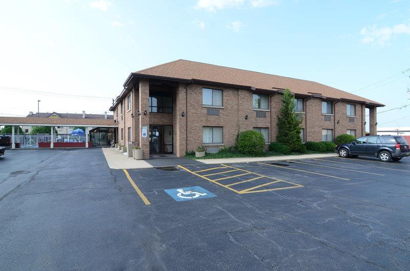 Best Western Inn Of St. Charles Сент-Чарльз Экстерьер фото