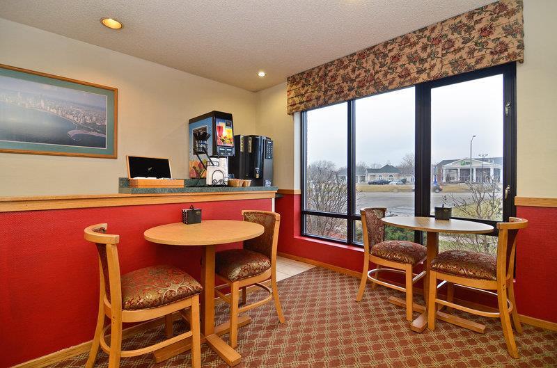 Best Western Inn Of St. Charles Сент-Чарльз Ресторан фото
